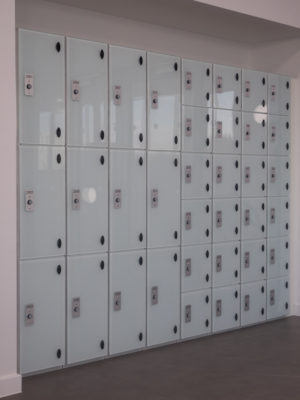 Mixed compartment glass lockers