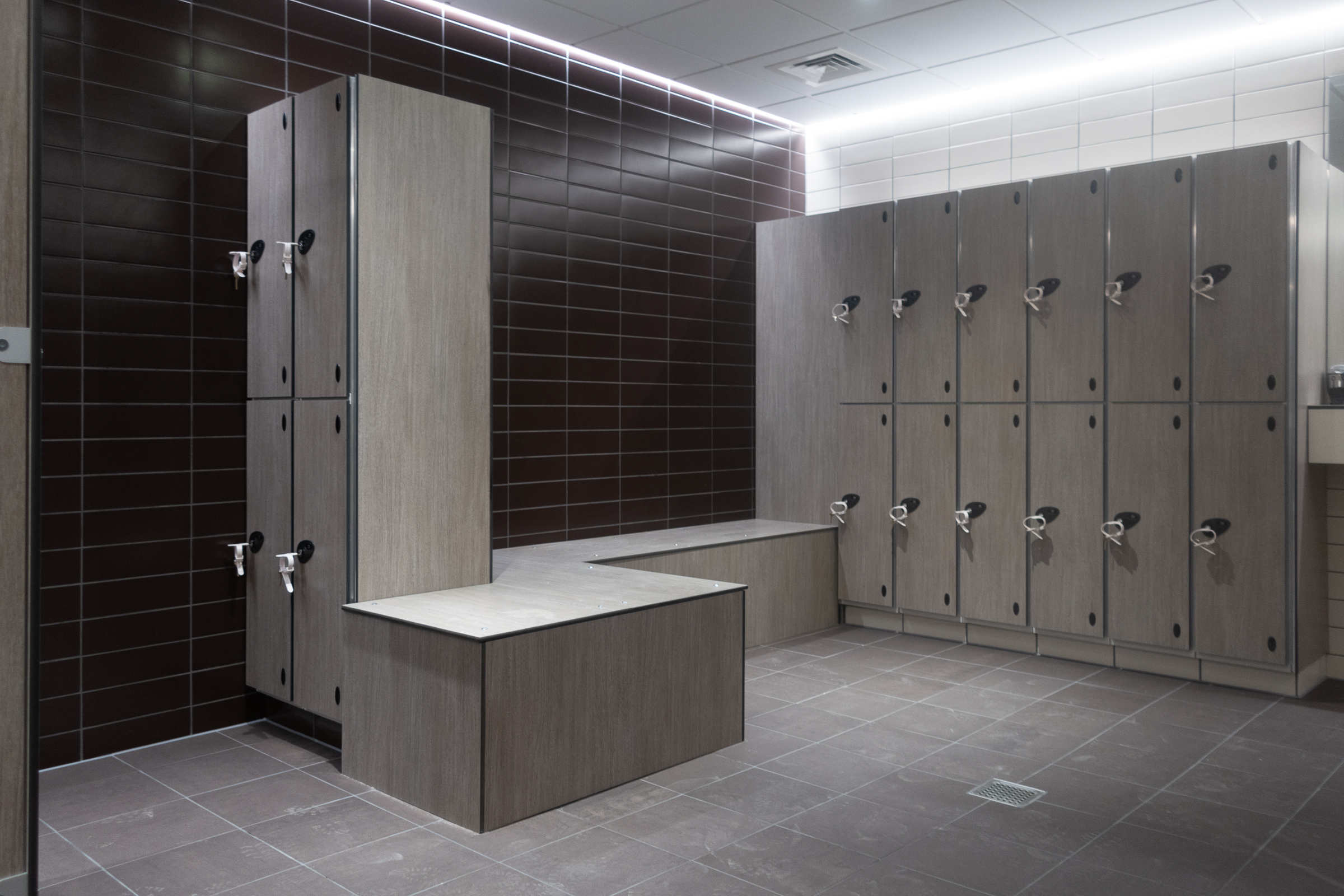 Leisure Laminate Lockers and Bespoke Laminate Benching to Match
