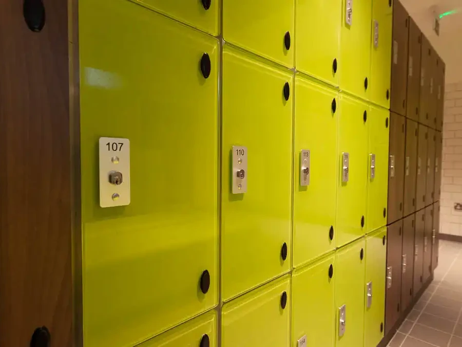 Glass lockers