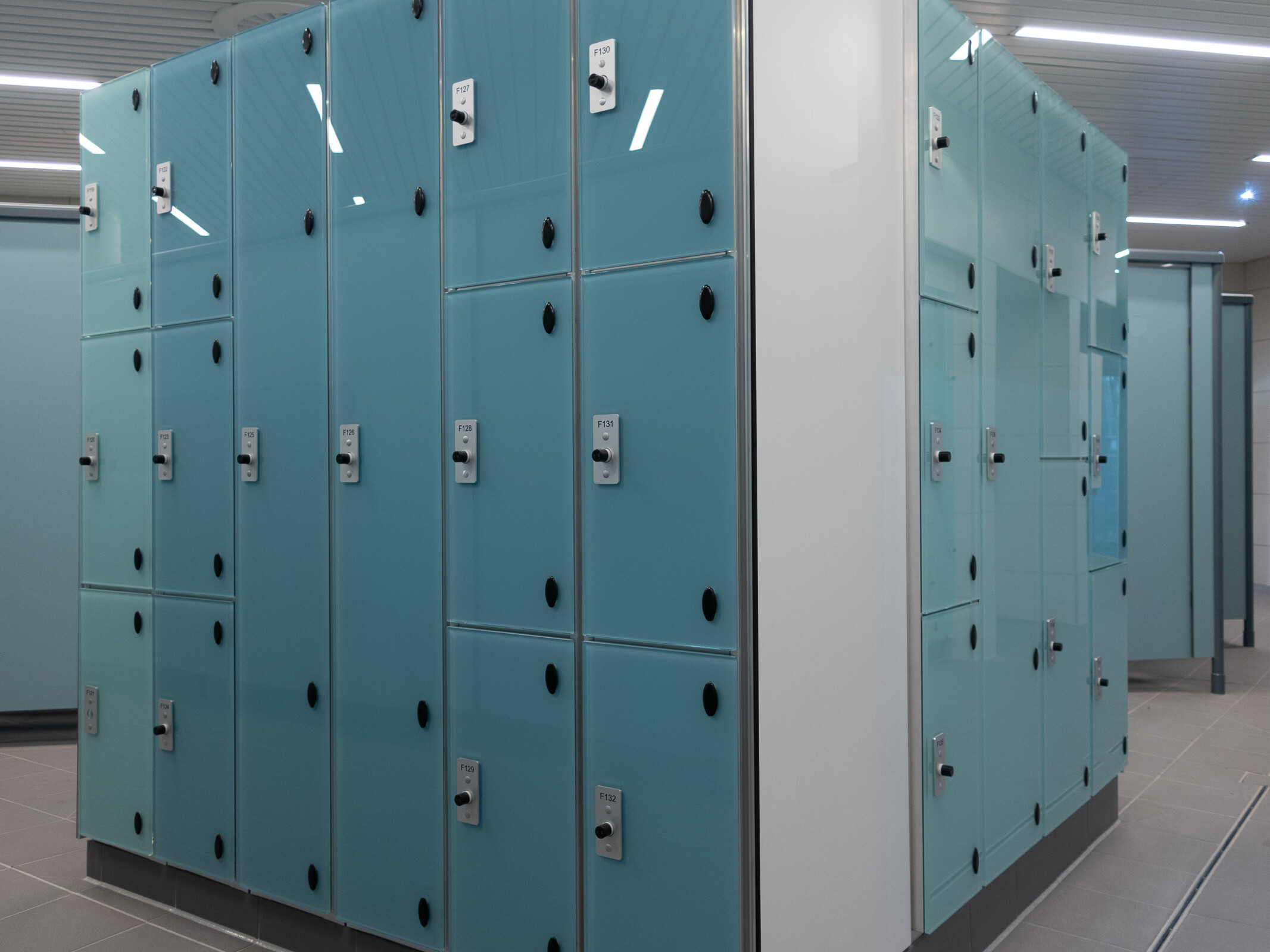Glass lockers for fitness clubs