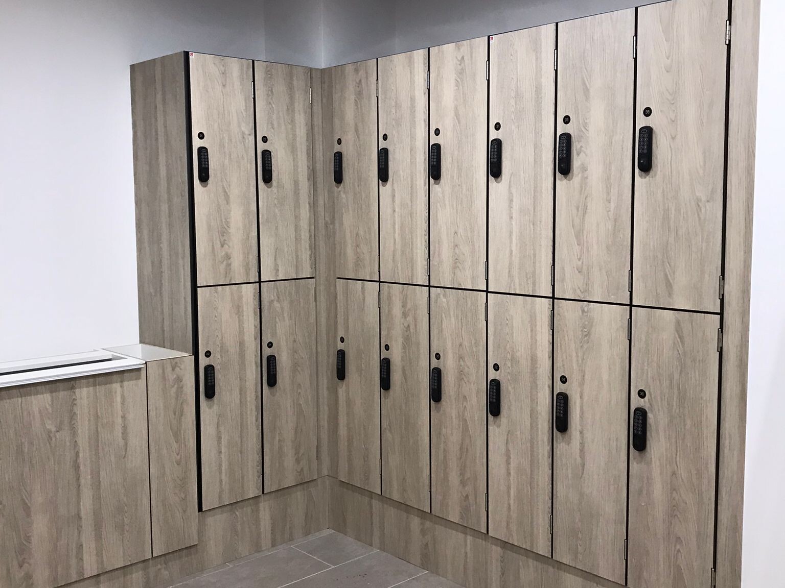 laminate lockers