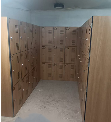 commercial lockers