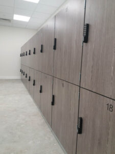 luggage lockers