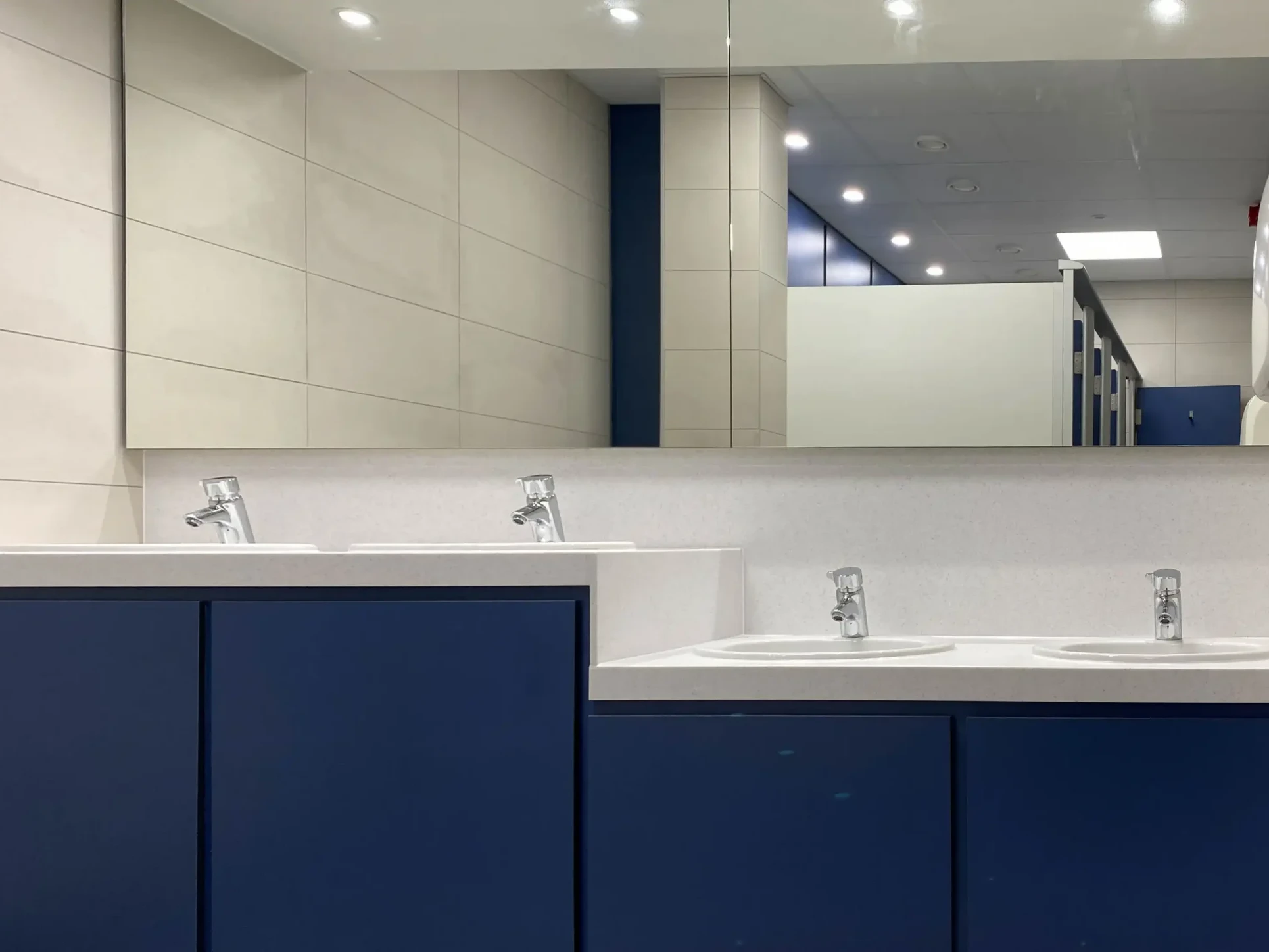 helmsman vanity units