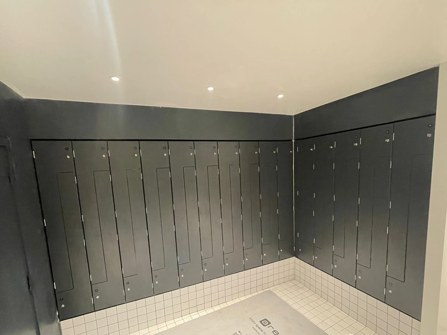 black z lockers