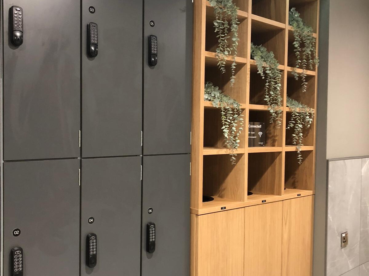 2 door heated lockers