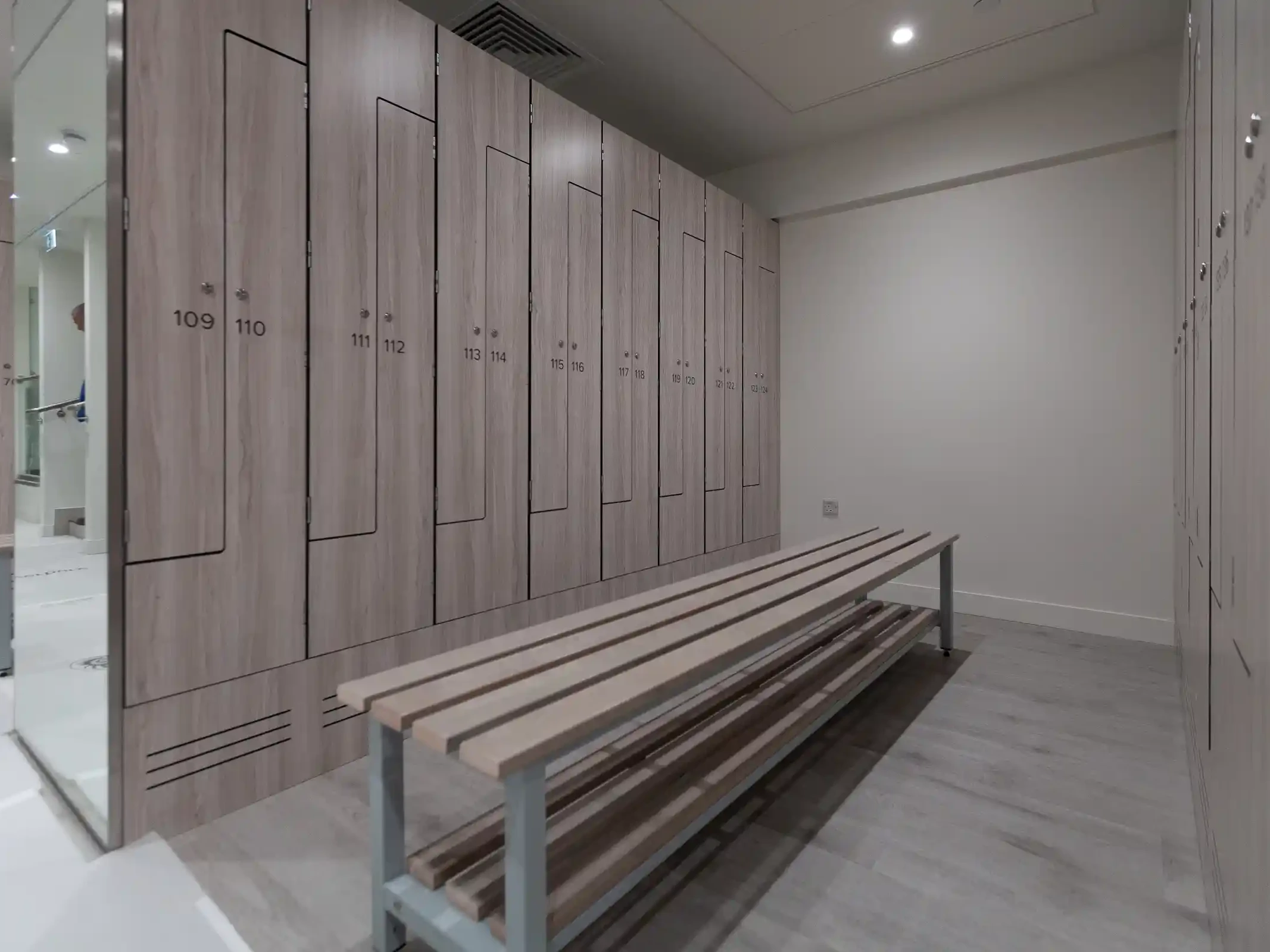 Laminate Z Lockers